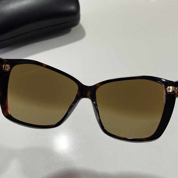 CHANEL CC Brown Tortoise Brown Gradient Lens Sunglasses - Picture 8 of 9